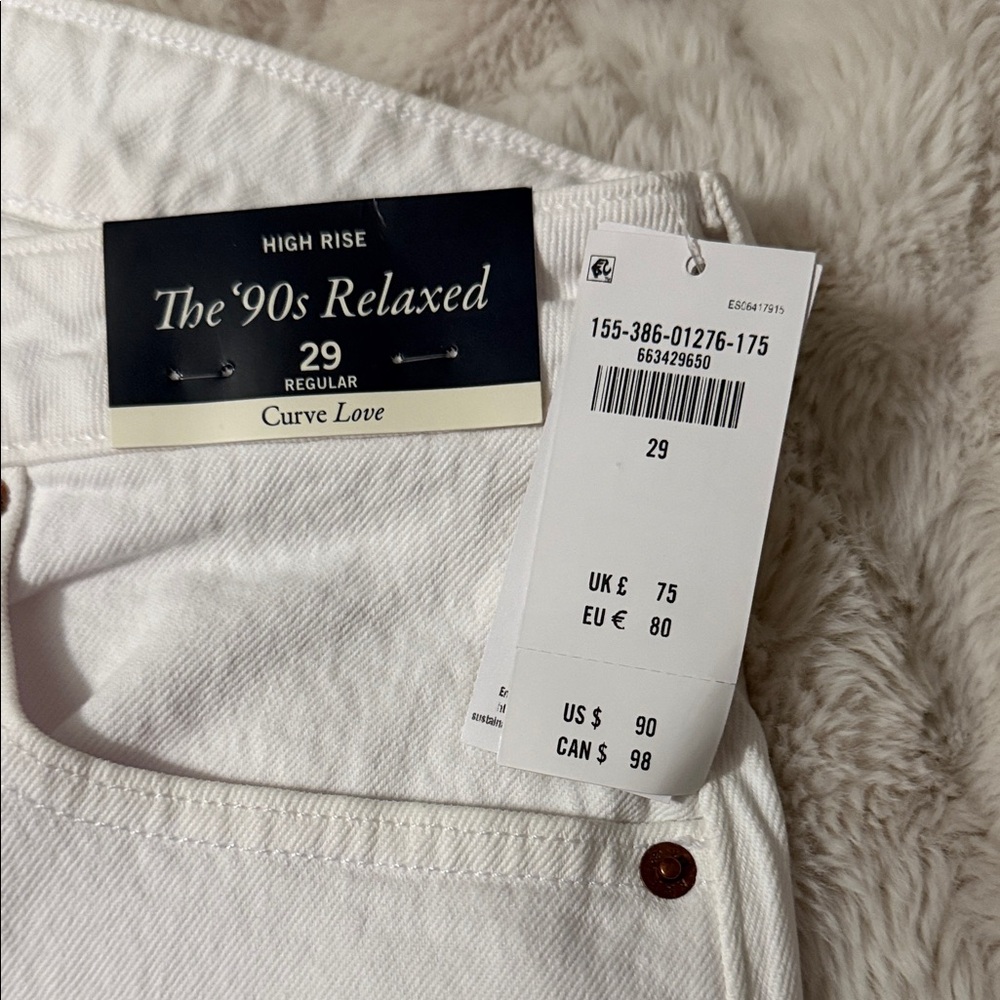 White Denim Jeans- BRAND NEW W TAGS ABERCROMBIE 90'S RELAXED HIGH RISE CURVE LOV - Picture 2 of 14